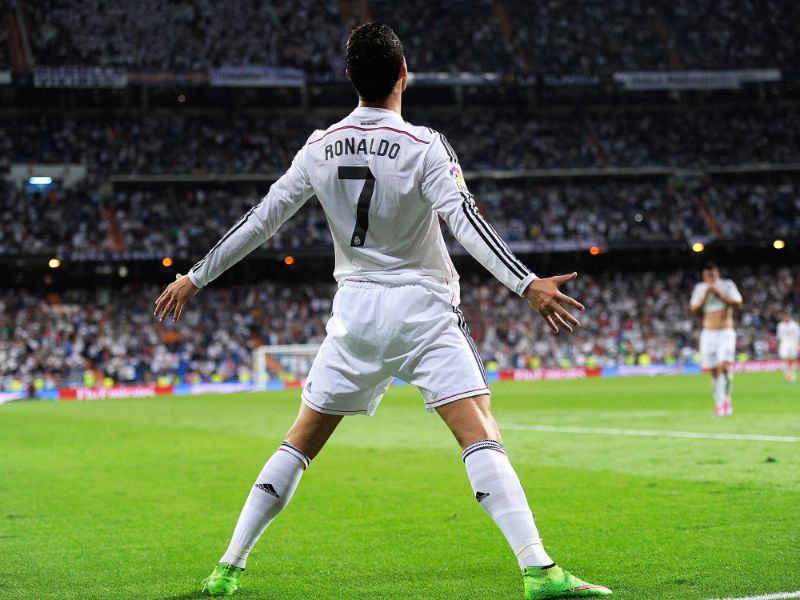 Cristiano Ronaldo cái tên không thể thiếu trong top cầu thủ giàu nhất thế giới